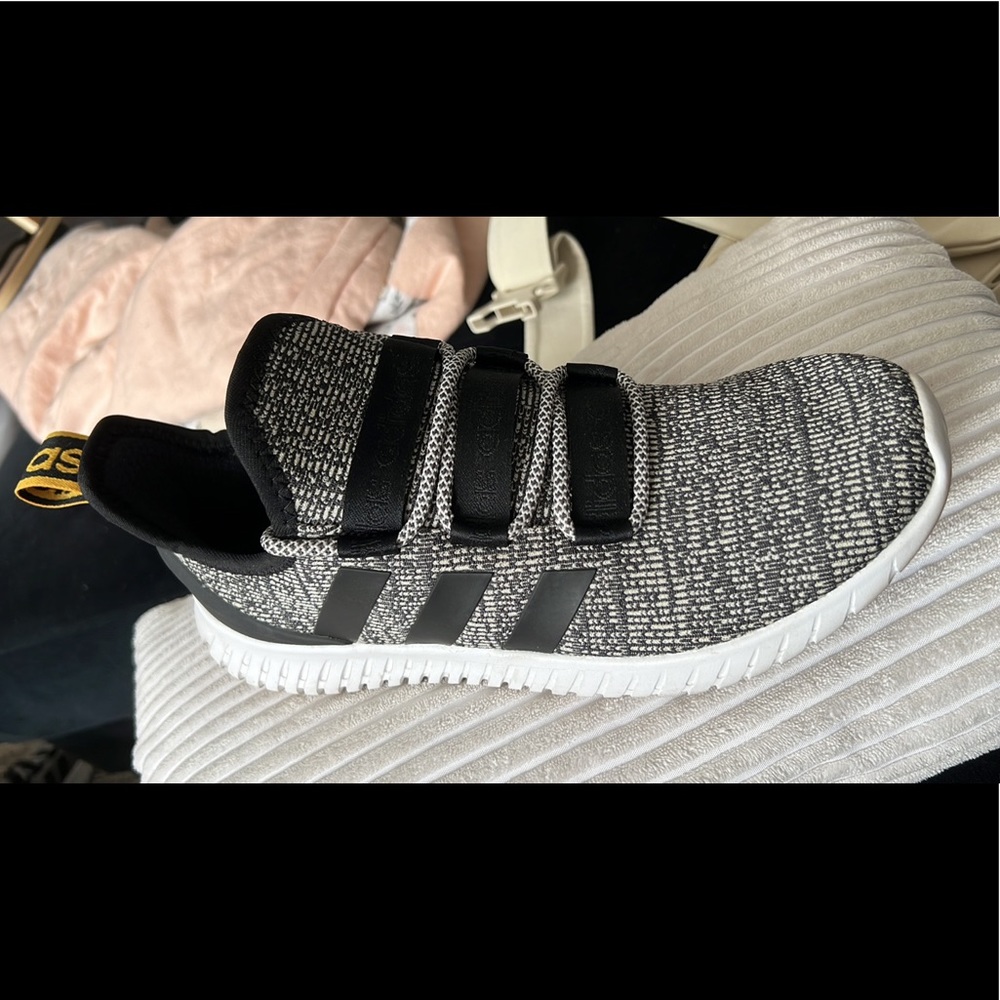 Mens adidas shoes